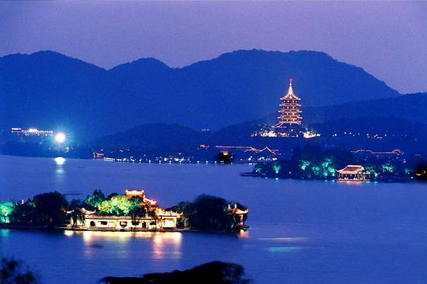 杭州西湖夜色